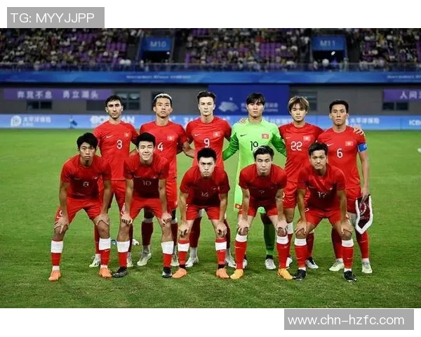 查路与奥卢的较量谁能在赛场上笑到最后分析两队实力与战术对决